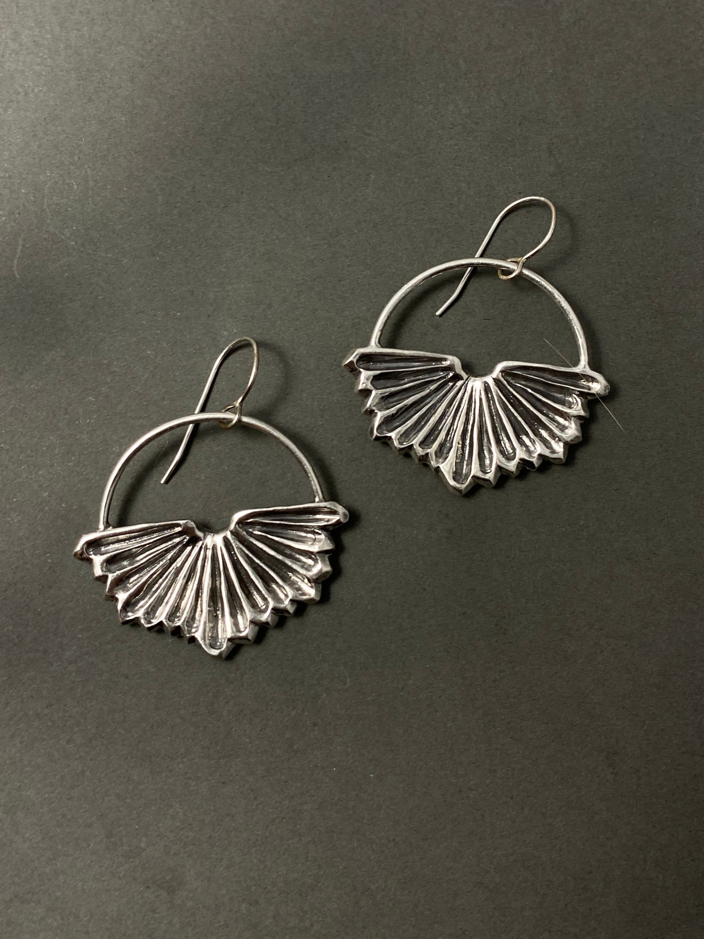 Gill Print Earrings in Silver