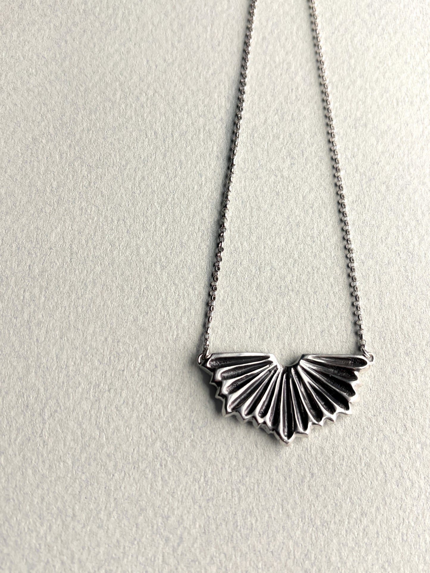 Gill Print Necklace in Silver