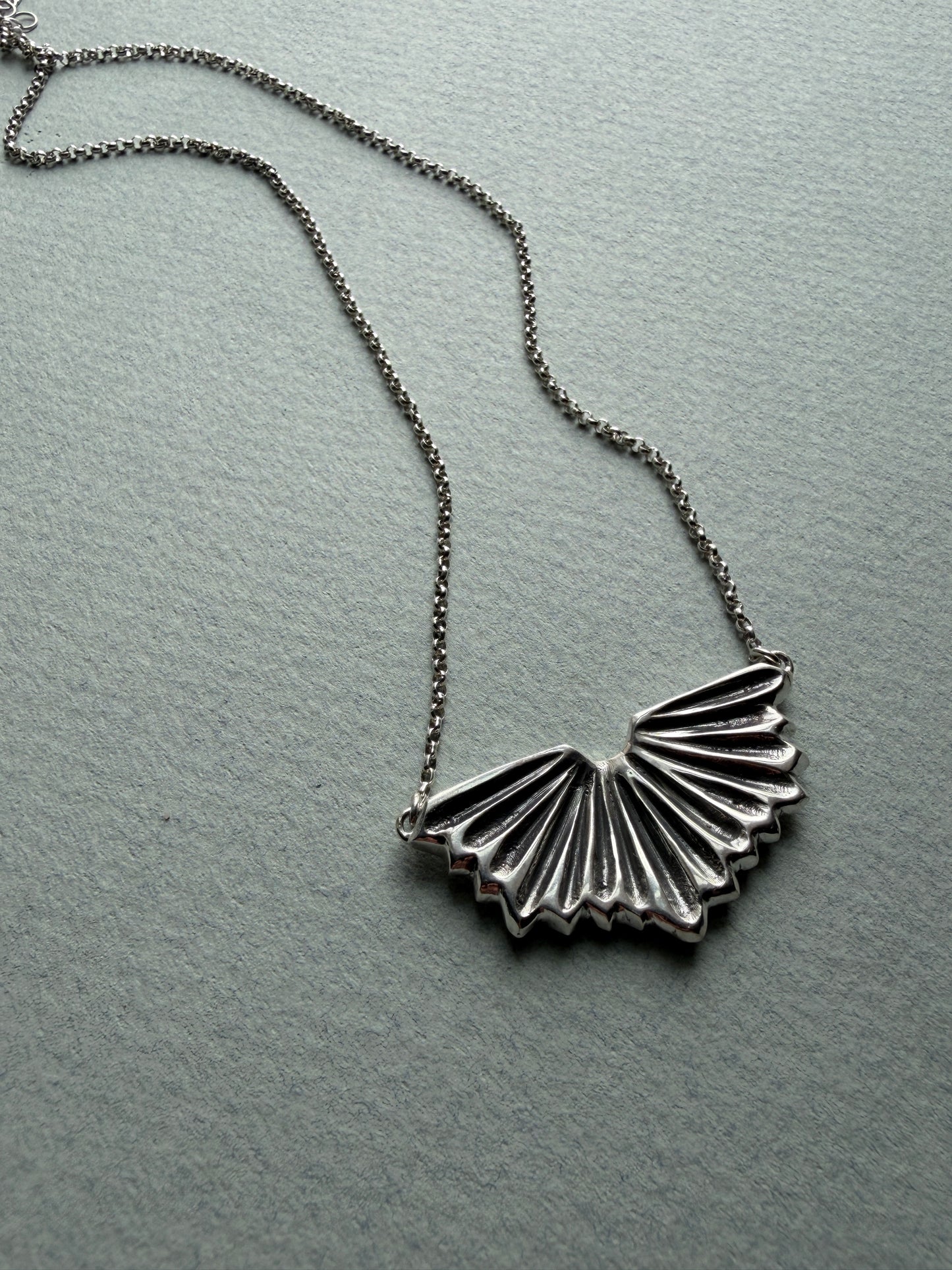 Gill Print Necklace in Silver